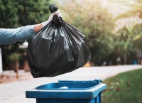 Cách Chọn Túi Rác Phù Hợp Cho Gia Đình Và Doanh Nghiệp – Tiện Lợi, An Toàn, Bảo Vệ Môi Trường