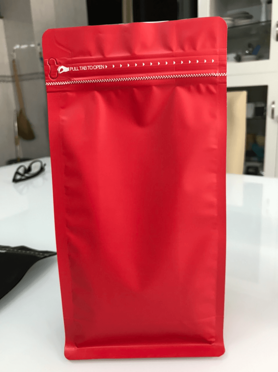 Túi zipper màu đa dạng kiểu dáng thiết kế theo yêu cầu 9 Túi zip màu đỏ