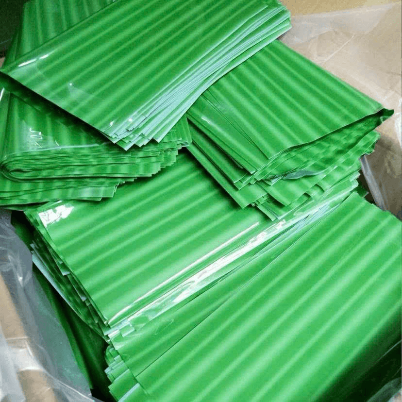Lá chuối giả chất liệu nhựa bền đẹp dùng gói nem chả 12 Sử dụng lá chuối giả có đảm bảo an toàn