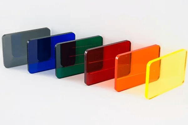 ứng dụng đa dạng của Acrylic trong đời sống hiện đại