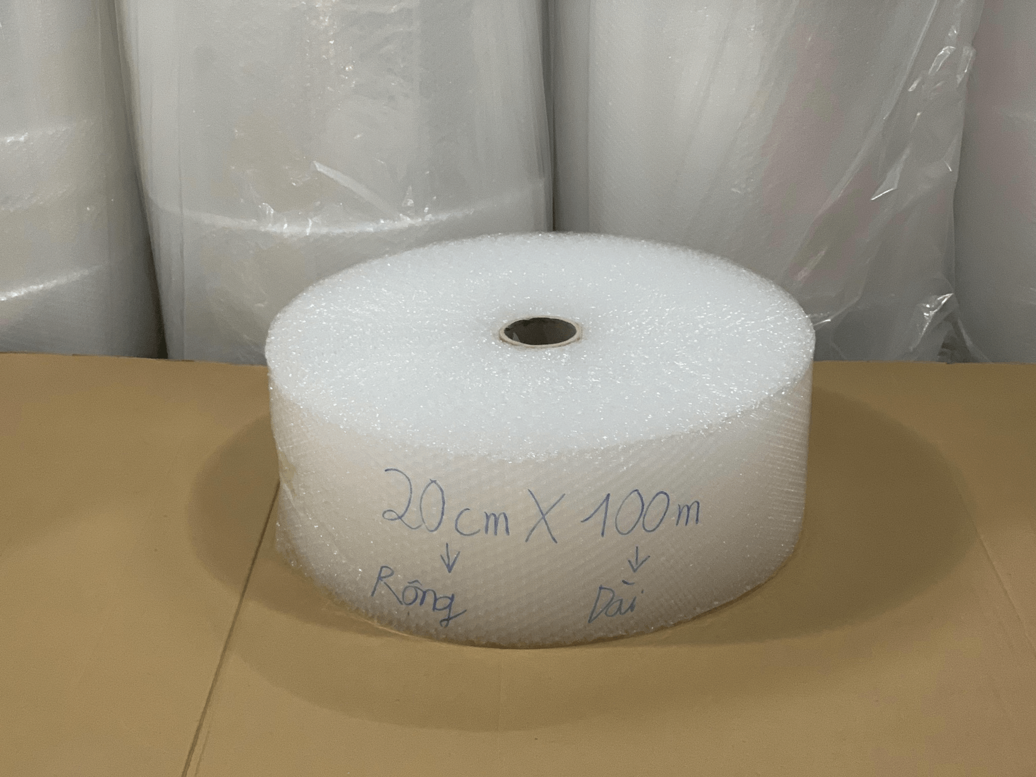 Cuộn xốp hơi bọc hàng bảo vệ sản phẩm chất lượng cao 3 xốp hơi bọc hàng 2