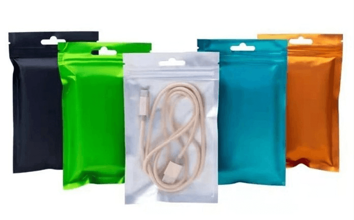 Màng nhôm phức hợp là gì và những ứng dụng thực tế phổ biến nhất 3 Bao bì màng nhôm zipper tiện lợi