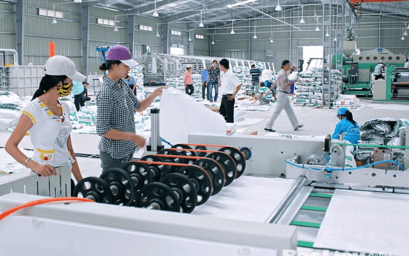 Phụ gia nhựa là gì và 8 loại phụ gia phổ biến nhất hiện nay 9 Ứng dụng thực tế của phụ gia nhựa trong ngành sản xuất bao bì