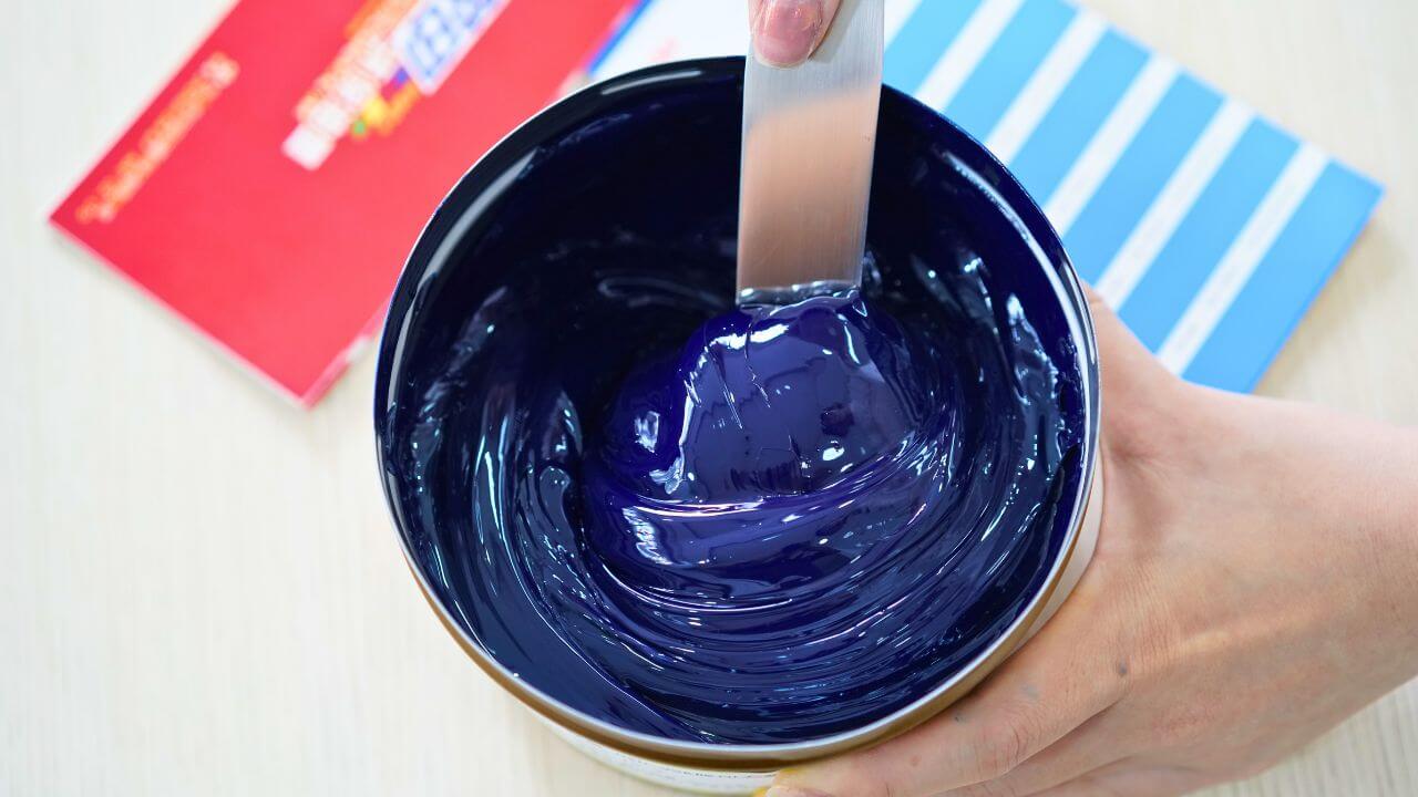 Mực in flexo là gì và những loại mực phổ biến nhất trong ngành in ấn 3 Công nghệ mực in đóng rắn bằng năng lượng (UV và EB)
