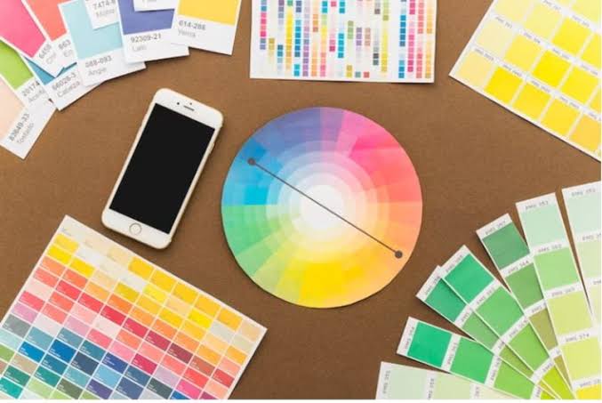 Pantone là gì và tại sao hệ màu này lại quan trọng trong thiết kế 2 Định nghĩa về màu Pantone là gì?